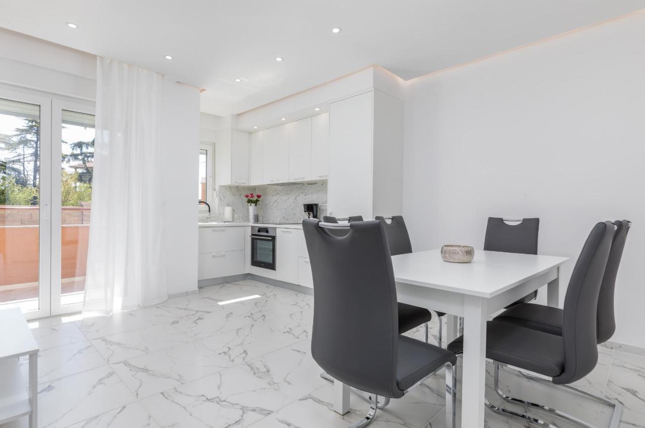 Apartman Knezevic A Fažana Exterior foto