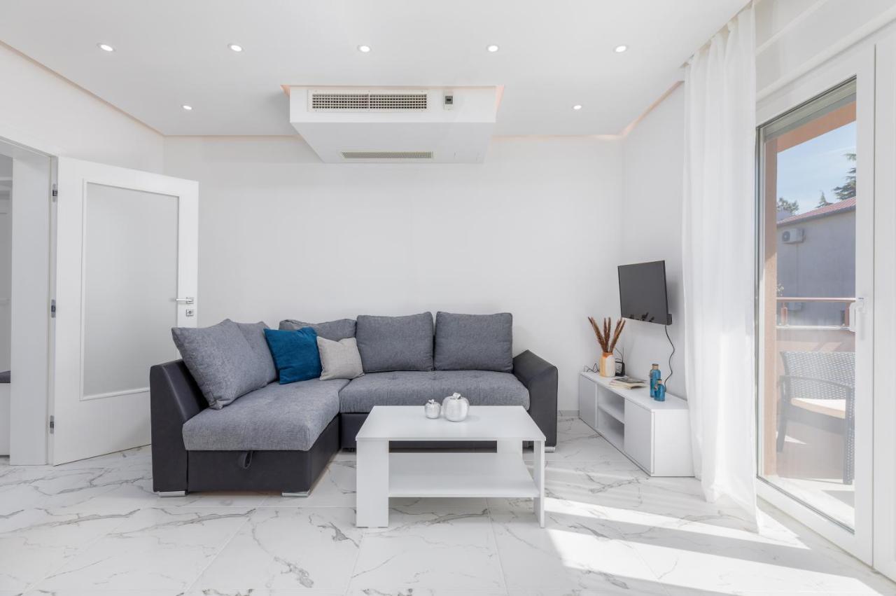 Apartman Knezevic A Fažana Exterior foto